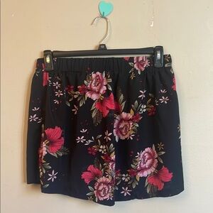 SHEIN Black Floral High Waist Shorts (Bin Z)​